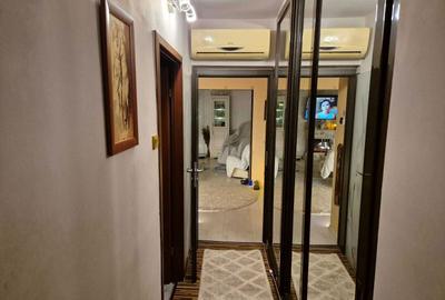 Apartament cu 4 camere decomandat în Piața Centrală - 6