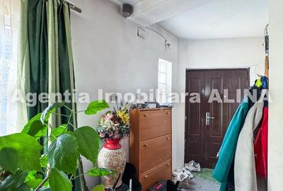 Casă cu 5 camere cu Teren 329 Mp în Ceangăi - 10