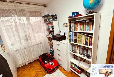 Apartament cu 4 camere decomandat în Central - 2