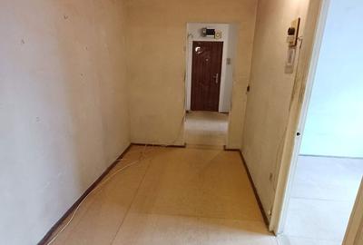 Apartament cu 3 camere decomandat în Decebal - 5