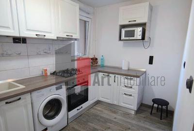 Apartament 3 camere,, la^nga? metrou Lujerului