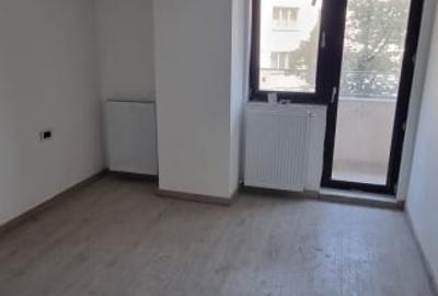 Apartament cu 2 camere decomandat în George Enescu - 3