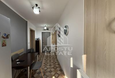 Garsonieră decomandată în Lunei - 8