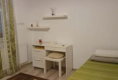 Apartament cu 3 camere decomandat în Central - 3