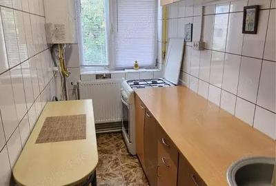Apartament cu 3 camere semidecomandat, mobilat în Tomis Nord - 2