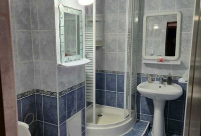 Apartament cu 4 camere decomandat în Central - 4