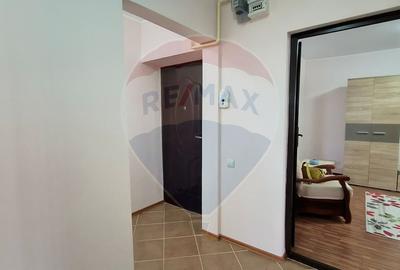 Apartament cu 2 camere decomandat, mobilat în Micro 13 - 13