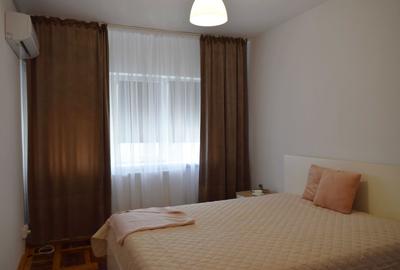 Apartament cu 3 camere decomandat în Micro 6 - 2
