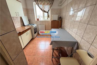 Apartament cu 2 camere decomandat, mobilat în B-dul București - 15
