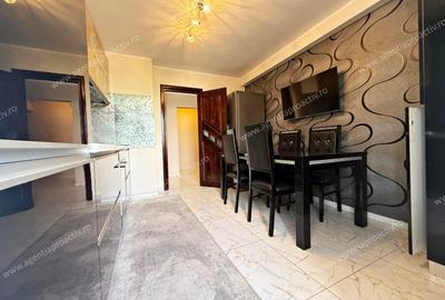 Apartament cu 3 camere decomandat în Micro 20 - 6