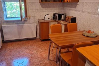 Apartament cu 3 camere decomandat în Dâmbovița - 6
