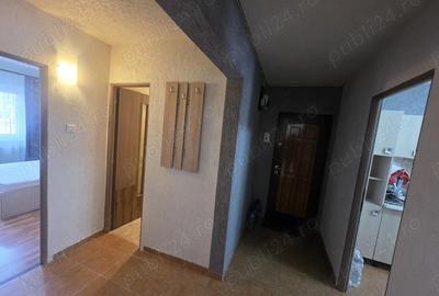 Inchiriez apartament 3 camere central - 8