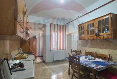 Casă cu 2 camere cu Teren 102 Mp în Central - 7