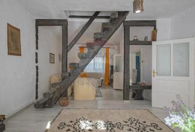 Casă cu 5 camere cu Teren 4200 Mp în Moieciu - 5