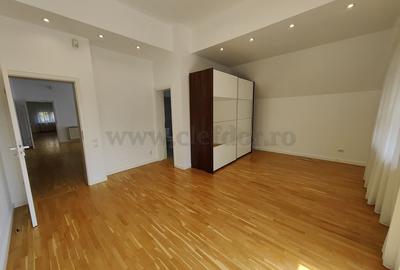 Vilă cu piscina langa British School - 23