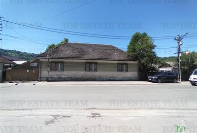 Casa de inchiriat ca spatiu comercial sau spatiu de birouri in Alba