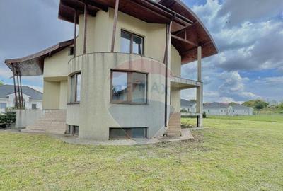 OFERTA!!Vila deosebita de vanzare in Sasar cu teren... OFERTA!!Vila deosebita de vanzare in Sasar cu teren... - 10