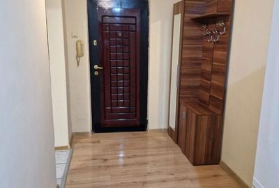 Garsonieră decomandată în Nufărul - 2