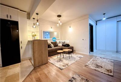 Apartament cu 2 camere decomandat în Podul de Fier - 2