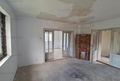 Vila P+E+Pod in Codlea zona cu aer curat,teren 1050 mp - 2