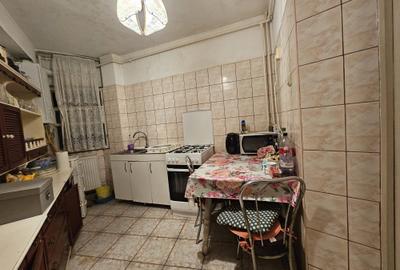 Apartament 4 camere, etaj 2 zona Ion Creanga - 7