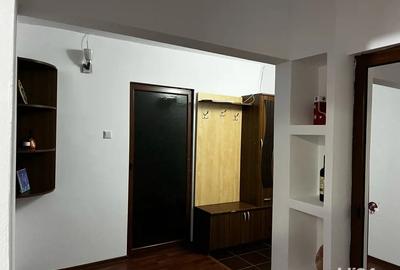 Ap. cu 3 camere , decomadat, et.3 - 1
