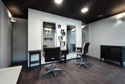Spațiu comercial, de 40 mp, în Central - 9