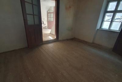 Casă cu 4 camere cu Teren 1256 Mp în Aradul Nou - 9