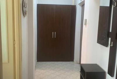 Apartament cu 3 camere semidecomandat, mobilat în Take Ionescu - 1