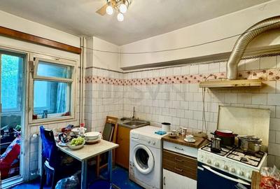 Apartament cu 4 camere decomandat în Lacul Tei - 3