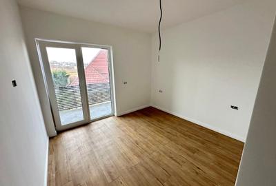 Casa 3 camere D 2 bai Teren 324mp zona Bucium Visan - 7