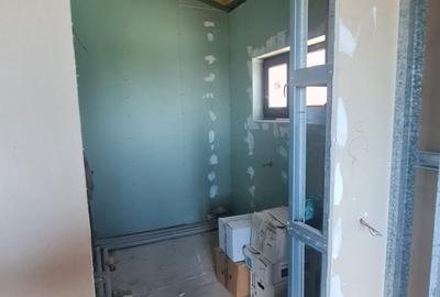 Casă cu 3 camere în Cazasu - 4
