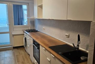Apartament cu 3 camere decomandat, mobilat în Craiovița Nouă