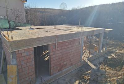 Casă individuală cu 5 camere cu Garaj în Feleacu - 2