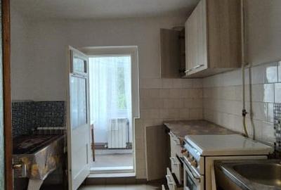 Apartament doua camere decomandat- zona tomis III - 3