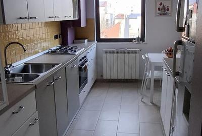 Apartament cu 3 camere decomandat, mobilat în Calea Călărașilor - 5