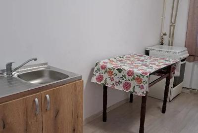 Apartament cu 2 camere decomandat în Central - 1