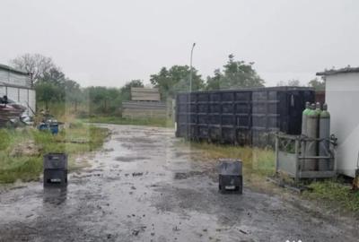 Teren de 2200 mp, în Bucovina - 1