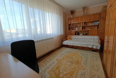 Persoana fizica vand apartament 2 camere zona Victoria - 2