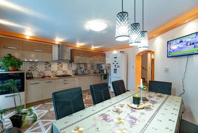 Casă individuală cu 6 camere cu Canalizare în Ungureni - 6