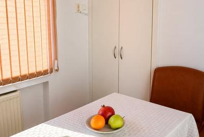 Apartament cu 2 camere decomandat, mobilat în 13 Decembrie - 3