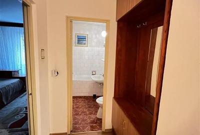 Apartament cu 2 camere decomandat, mobilat în Calea București - 10