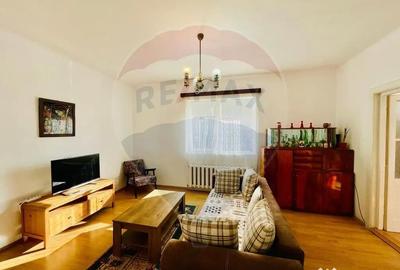 Casă cu 2 camere cu Teren 110 Mp în Lazaret - 1