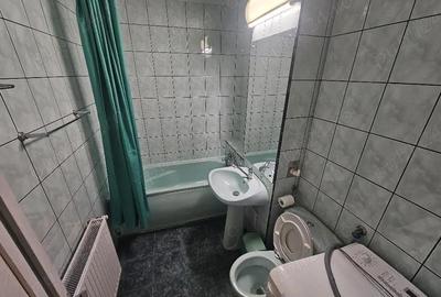 Apartament cu 2 camere decomandat în Scriitorilor