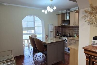 Apartament cu 3 camere decomandat, mobilat în Cetate - 6