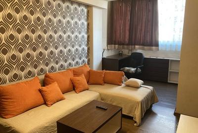 Garsonieră decomandată în UTA - 2