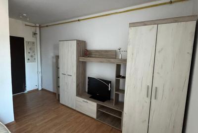Garsonieră decomandată în Central - 3