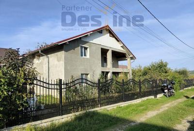 Horpaz Casa individuala P+M 208 mp utili + 650 mp teren + - 4