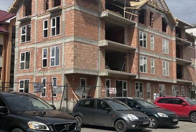 Apartament cu 3 camere decomandat în Calea Moldovei - 8