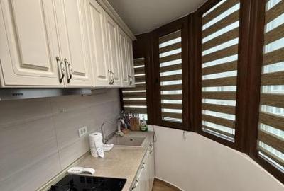 Apartament de vânzare cu 3 camere, zona Casa de Cultură - 2
